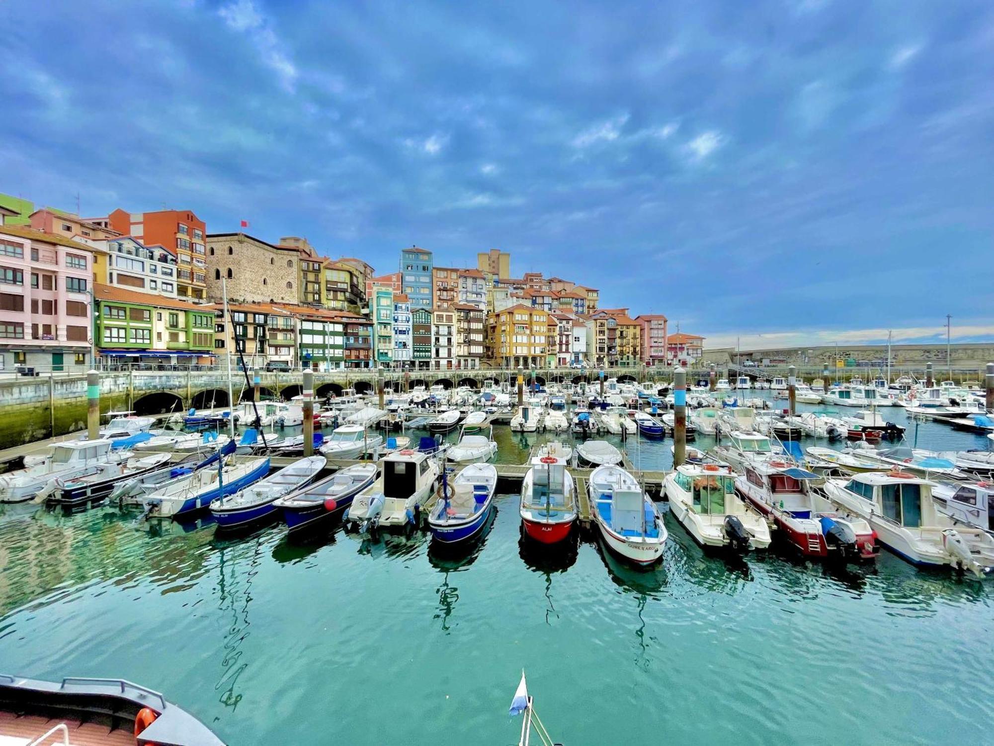 Apartamento Erribera Etxea Amplio Piso Con Parking Bermeo Exterior foto